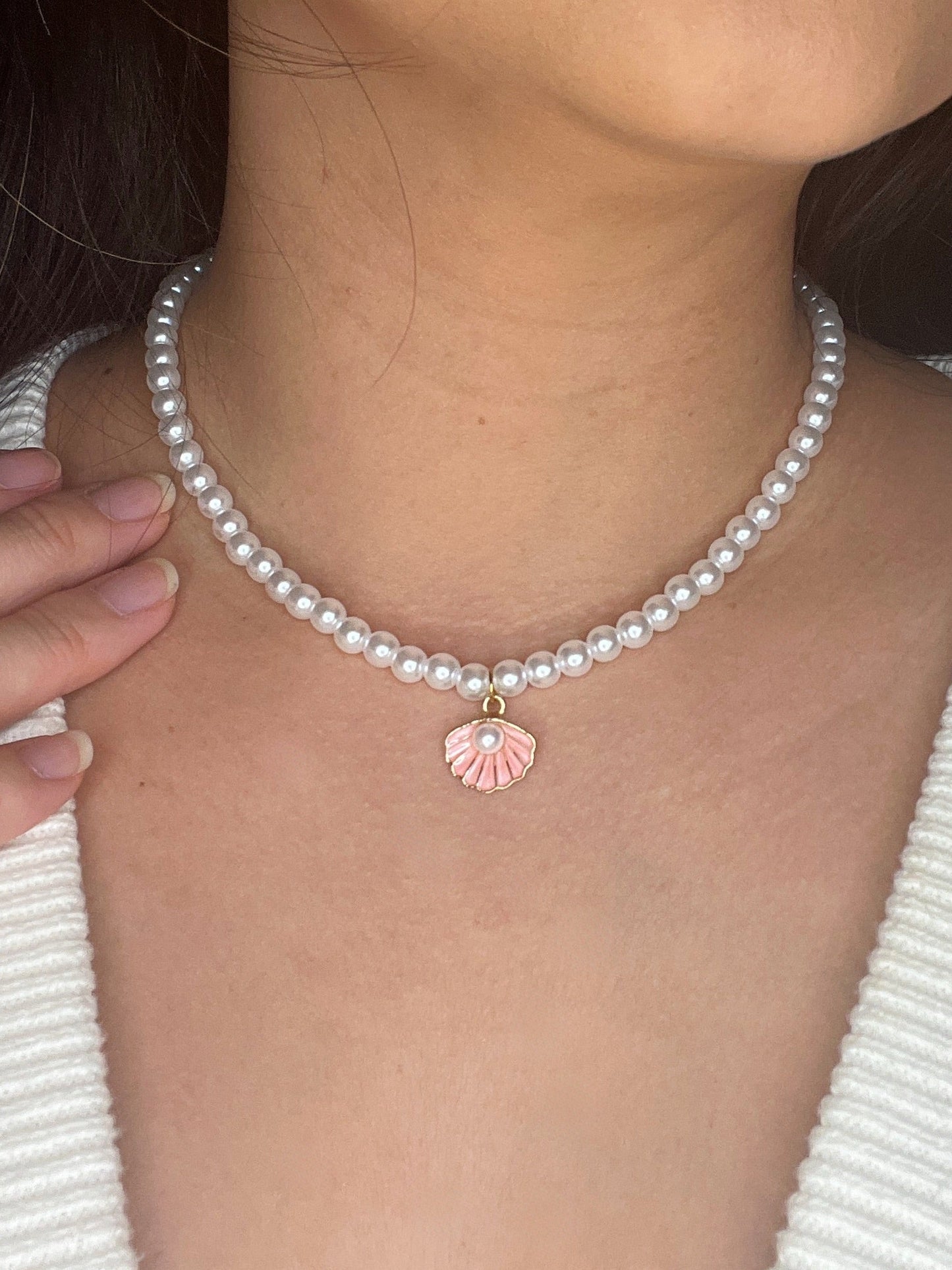 SEASHELL PEARL CHOKER