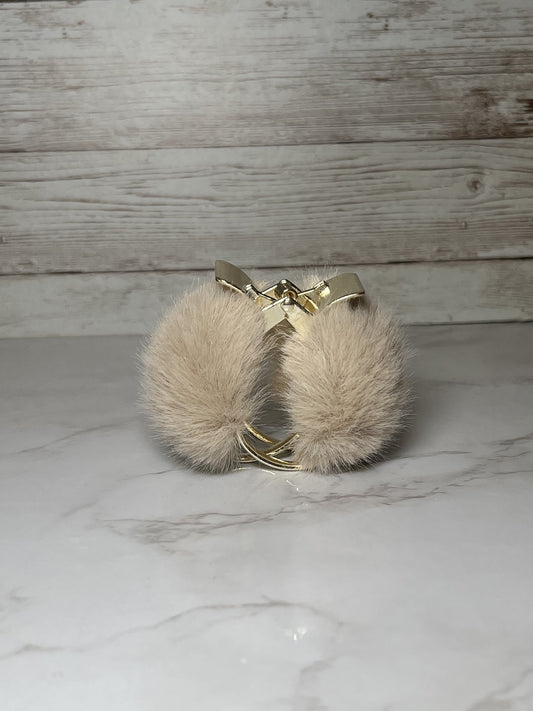 HAIR CLAW - POM POM KHAKI