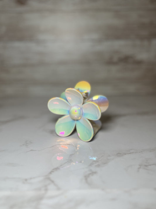 HAIR CLAW DAISY - PEARLESCENT