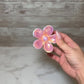 HAIR CLAW DAISY - PINK PEARLESCENT