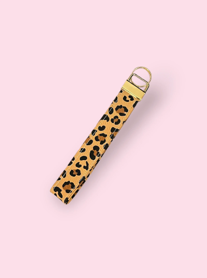 WRISTLET LANYARD - CHEETAH