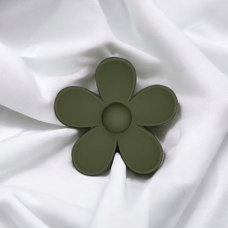 HAIR CLAW DAISY - OLIVE GREEN